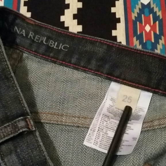 Banana Republic Boyfriend Jeans - Picture 3 of 3